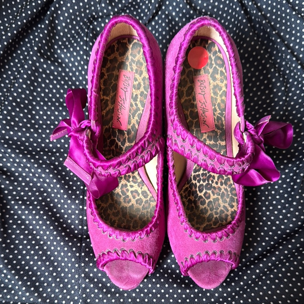Betsey Johnson Purple Suede Heels with Bow